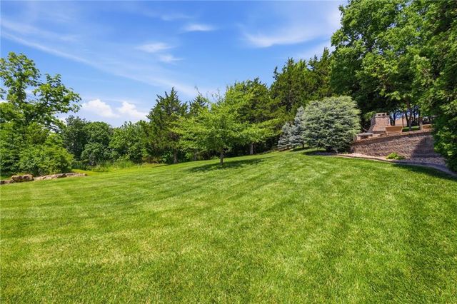 19505 W 110th Street, Olathe, KS 66061