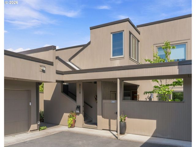 6118 S RIVERPOINT Ln, Portland, OR 97239