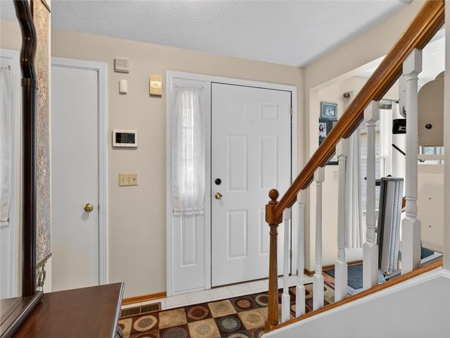85 Hickory Manor Drive, Gates, NY 14606