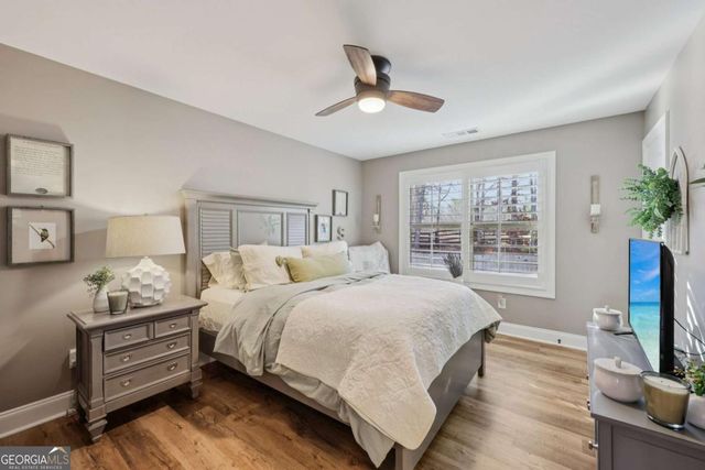 602 Red Leaf Way, Canton, GA 30114