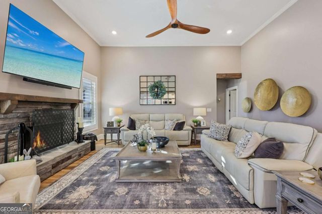 602 Red Leaf Way, Canton, GA 30114