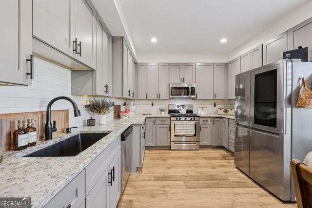 602 Red Leaf Way, Canton, GA 30114