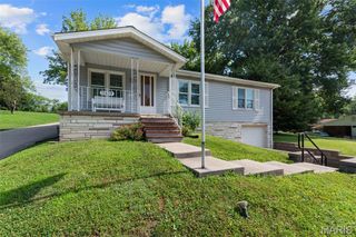 11439 Essex Avenue, Maryland Heights, MO 63043