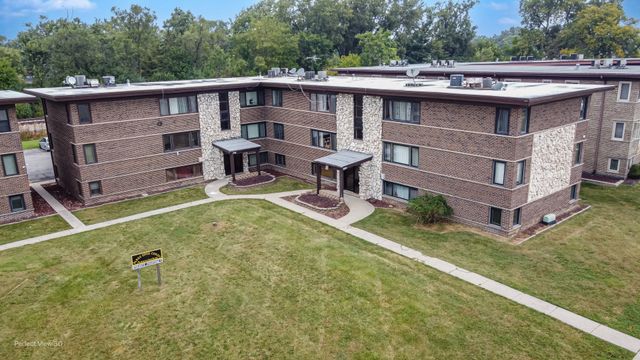 6806 Lode Drive 1B, Worth, IL 60482