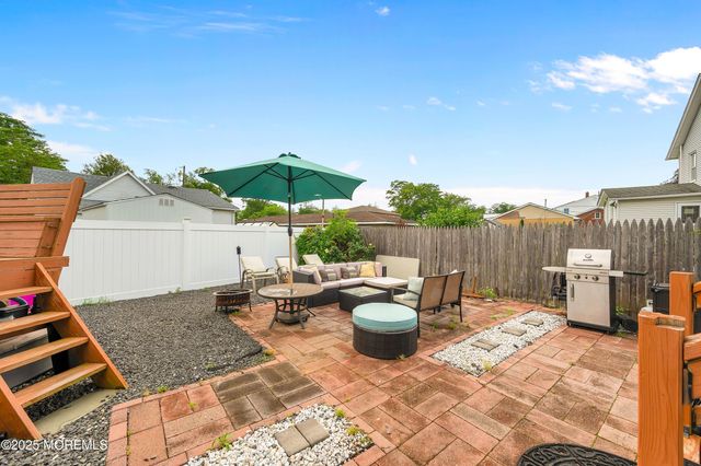 40 Wood Street, Keansburg, NJ 07734