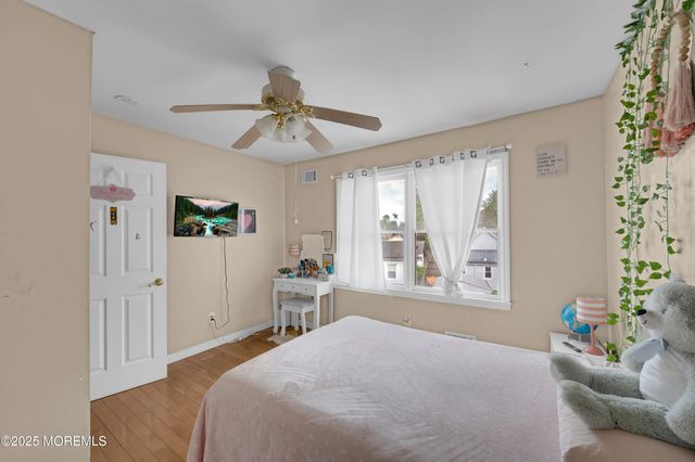 40 Wood Street, Keansburg, NJ 07734