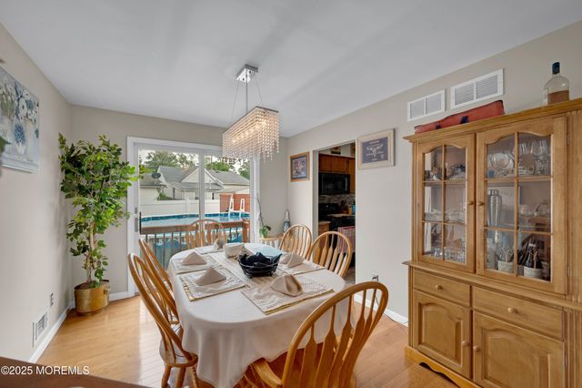 40 Wood Street, Keansburg, NJ 07734