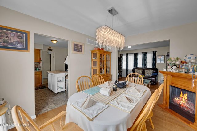 40 Wood Street, Keansburg, NJ 07734