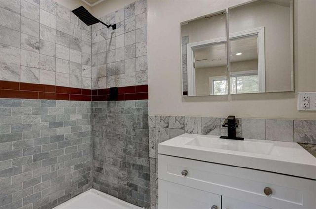 6580 Bellburn Road, South Fulton, GA 30349