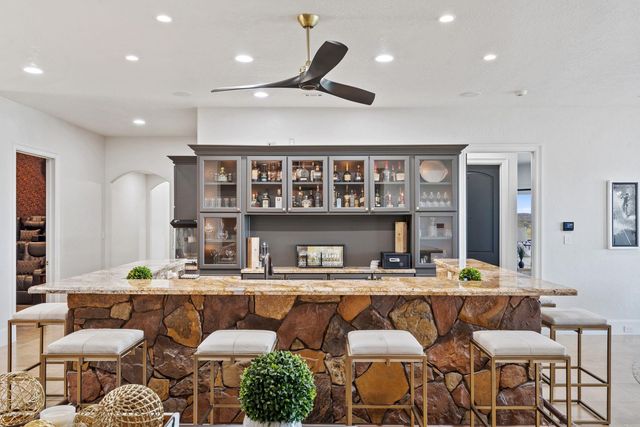 1216 Travis Bluff WAY, Spicewood, TX 78669