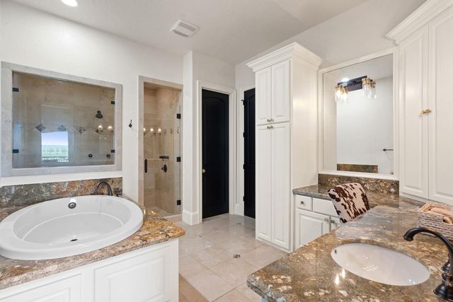 1216 Travis Bluff WAY, Spicewood, TX 78669