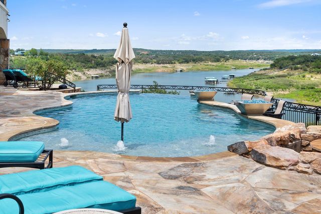 1216 Travis Bluff WAY, Spicewood, TX 78669