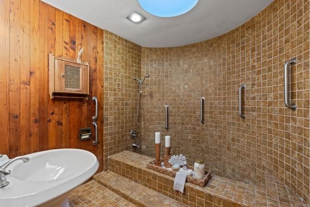 13635 Pine Needles Drive, Del Mar, CA 92014