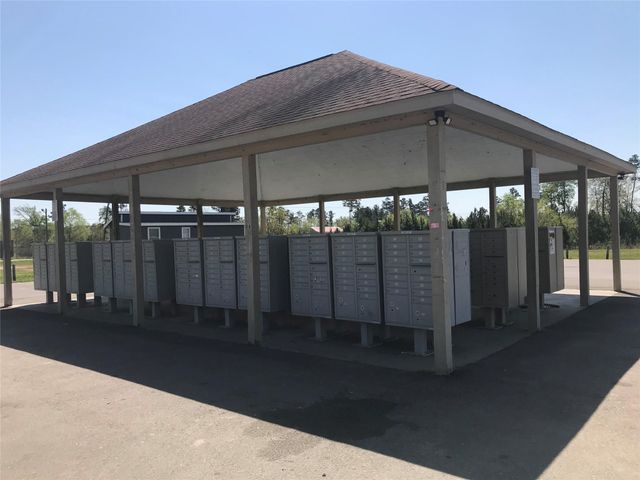 248 Road 5043, Cleveland, TX 77327