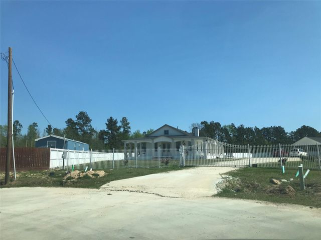 248 Road 5043, Cleveland, TX 77327
