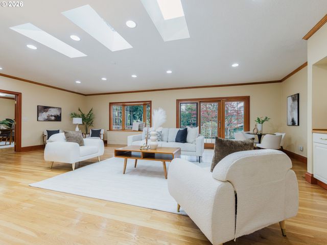 4510 Sw 60TH Pl, Portland, OR 97221