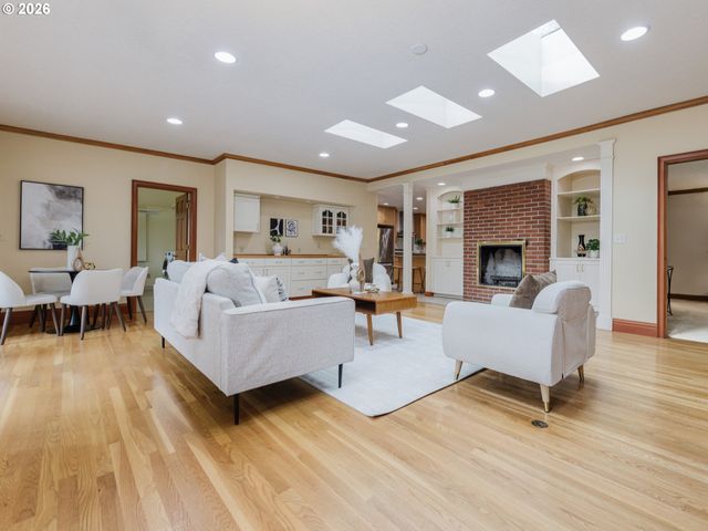 4510 Sw 60TH Pl, Portland, OR 97221