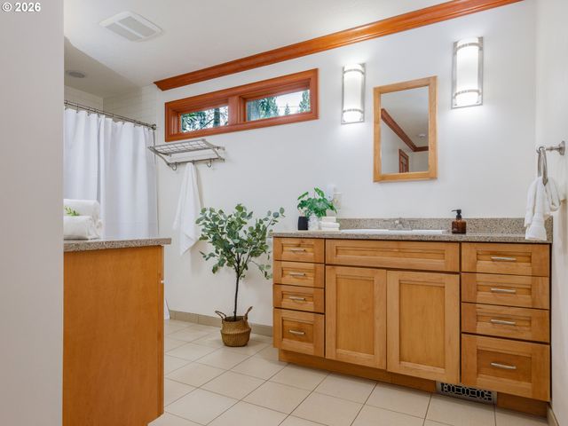 4510 Sw 60TH Pl, Portland, OR 97221