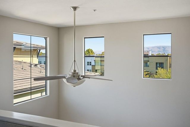 800 N 8th Street 314, San Jose, CA 95112