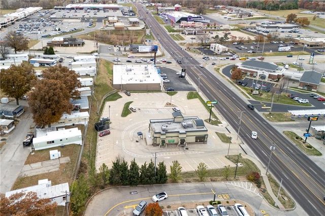 501 N Belt Highway, St Joseph, MO 64506