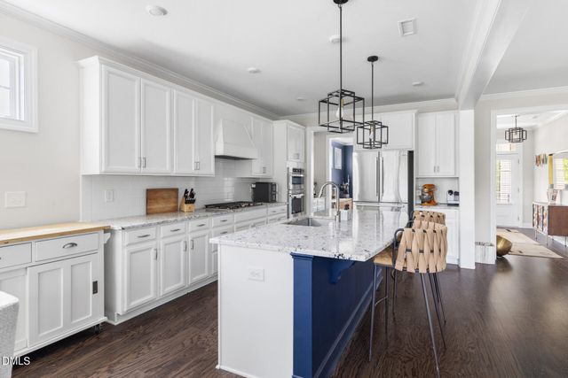 169 Hidden Bluff Drive, Chapel Hill, NC 27517
