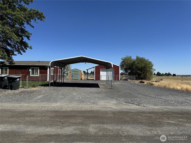 8654 Broad Street NE, Moses Lake, WA 98837