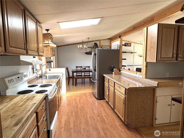8654 Broad Street NE, Moses Lake, WA 98837