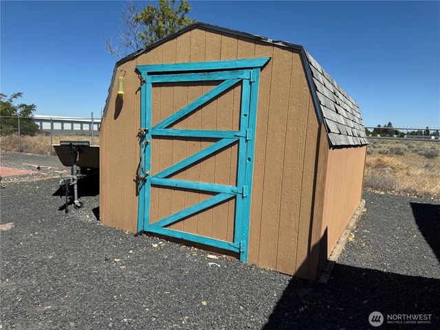 8654 Broad Street NE, Moses Lake, WA 98837