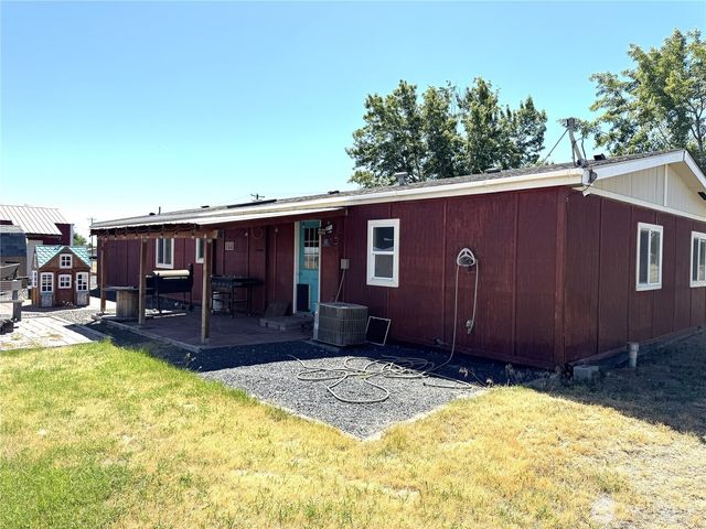 8654 Broad Street NE, Moses Lake, WA 98837