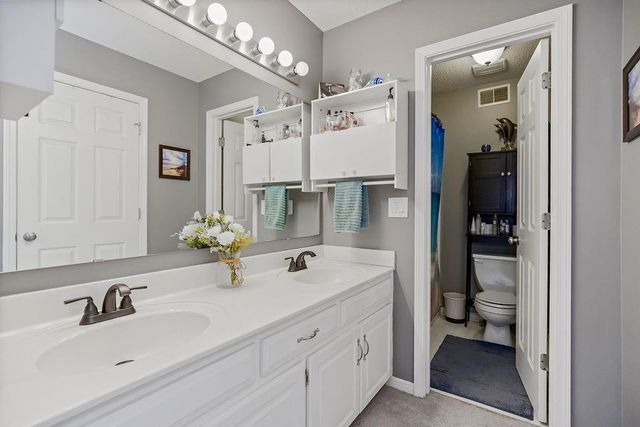 7328 N Corrington Avenue, Kansas City, MO 64119