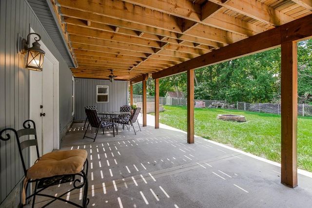 7328 N Corrington Avenue, Kansas City, MO 64119