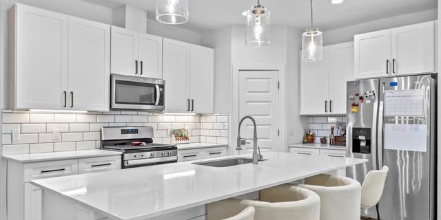 4711 Little Hill CIR, Austin, TX 78725