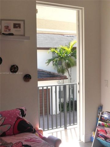 4760 Mimosa Pl 1001, Coconut Creek, FL 33073