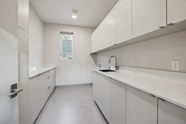 2129 Quenby Street, Houston, TX 77005