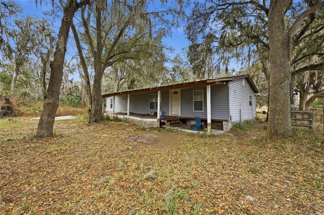 1823 WELCOME ROAD, Lithia, FL 33547
