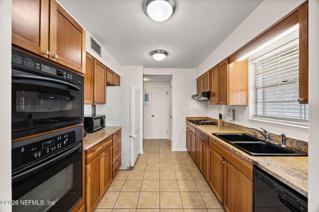 2890 S FLETCHER Avenue, Fernandina Beach, FL 32034