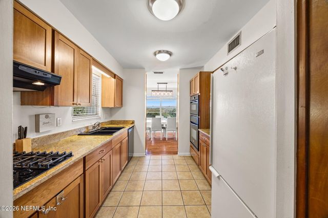 2890 S FLETCHER Avenue, Fernandina Beach, FL 32034