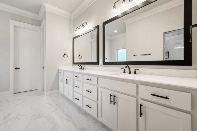 7604 Cranford Court, Arlington, TX 76001