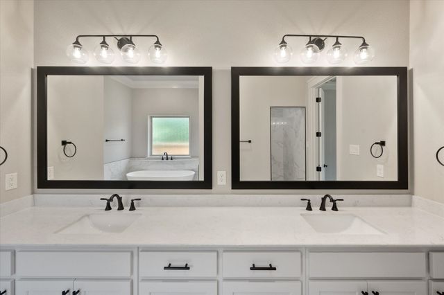7604 Cranford Court, Arlington, TX 76001