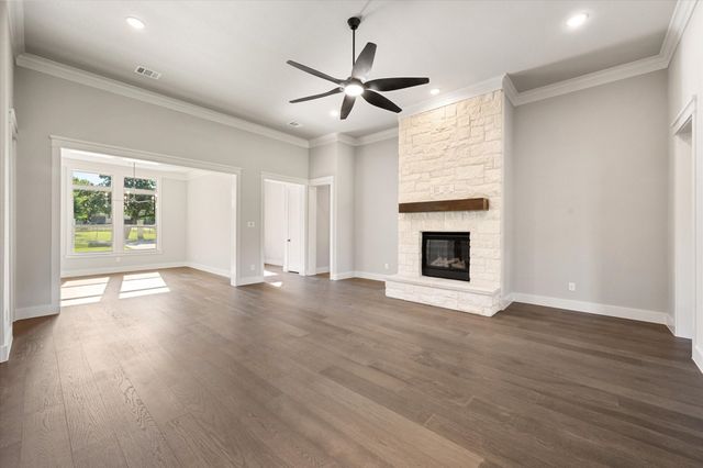 7604 Cranford Court, Arlington, TX 76001
