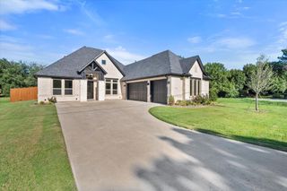 7604 Cranford Court, Arlington, TX 76001