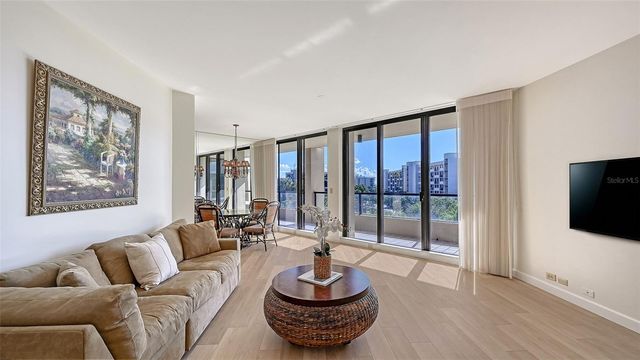 1211 GULF OF MEXICO DRIVE 206, Longboat Key, FL 34228