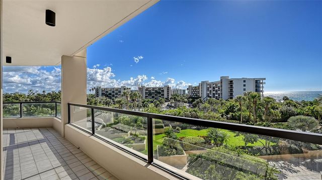 1211 GULF OF MEXICO DRIVE 206, Longboat Key, FL 34228