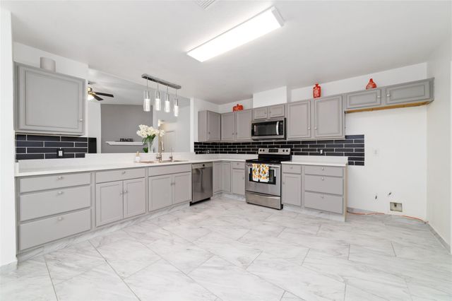 16031 Imperial Forest Lane, Houston, TX 77073