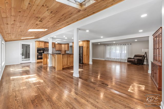 13607 S Lake Drive, Plainfield, IL 60544
