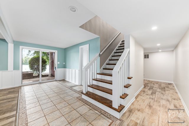 13607 S Lake Drive, Plainfield, IL 60544