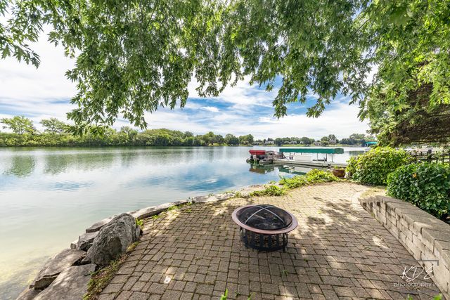 13607 S Lake Drive, Plainfield, IL 60544