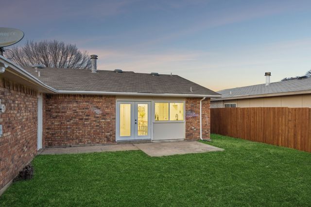 5012 Nash Drive, The Colony, TX 75056