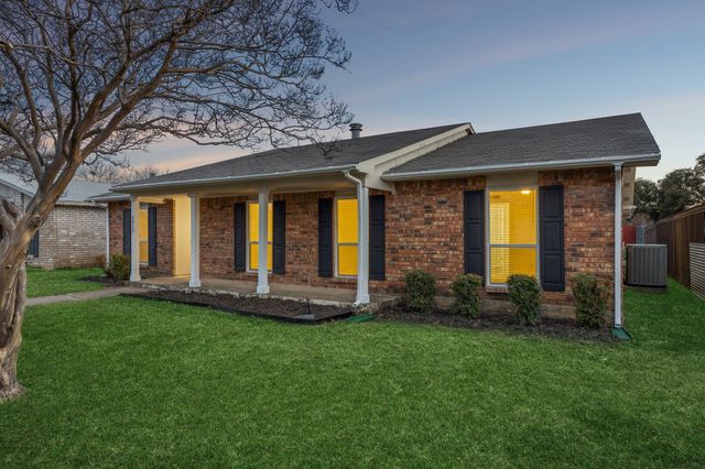 5012 Nash Drive, The Colony, TX 75056