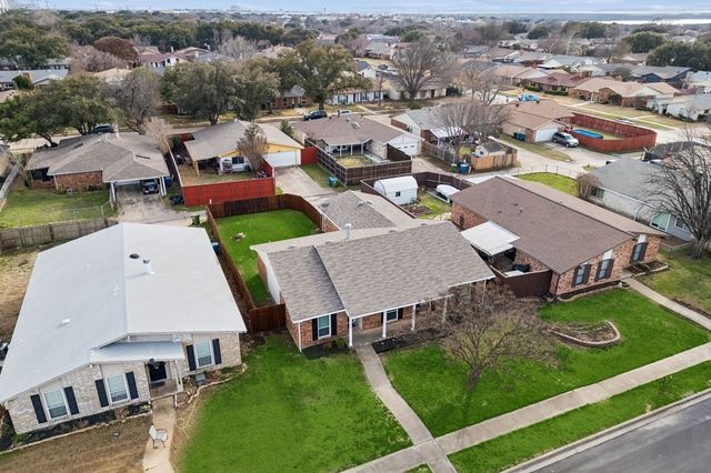 5012 Nash Drive, The Colony, TX 75056